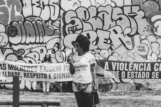 DANDARA, MARIELLE E A POLÍTICA DA MATABILIDADE NO BRASIL por Megg Rayara Gomes de Oliveira