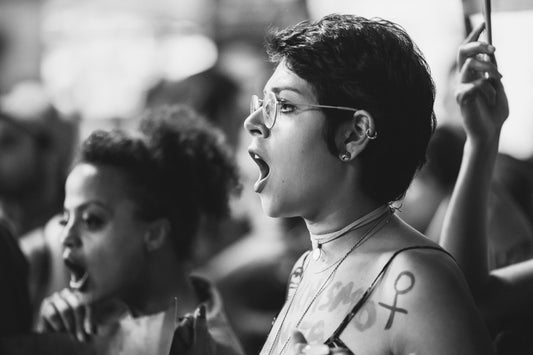 'Lua nova demais' por Elisa Lucinda