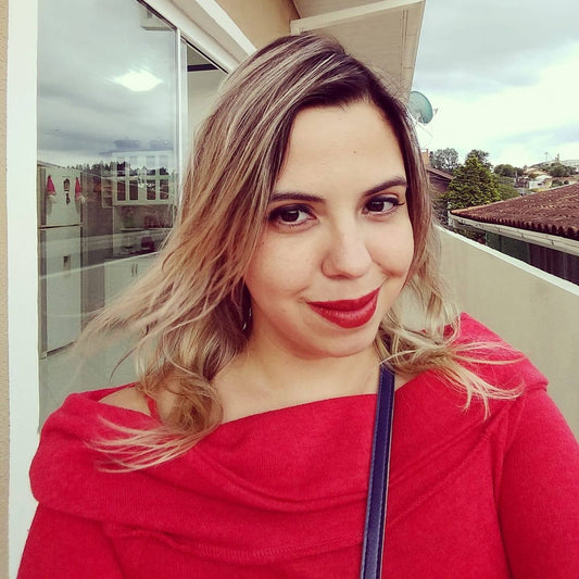 LUTE COMO UMA AVECISTA por Camila Fabro